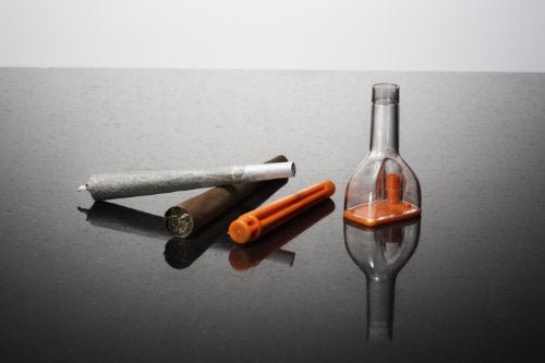 Cone Artist The rolling aid for perfect cone-shaped cigarettes for the use  of tobacco products King-Size Multicolor JustSmoke.Me